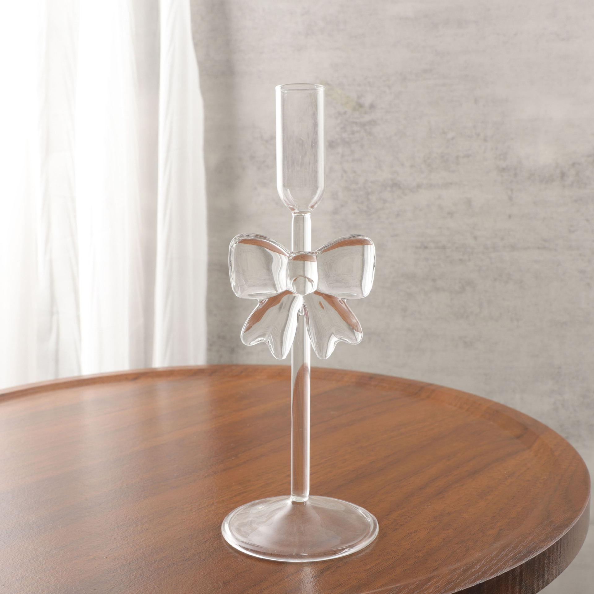 Hoher Kerzenhalter, eleganter Hochzeitskerzenhalter mit Schleife, stilvoll für Partys, Hochzeiten, Heimdekoration: Silber