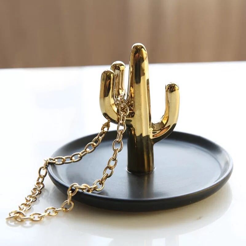 nordisch Stil Goldene Kaktus Keramik Schmuck Platt...  Grandado
