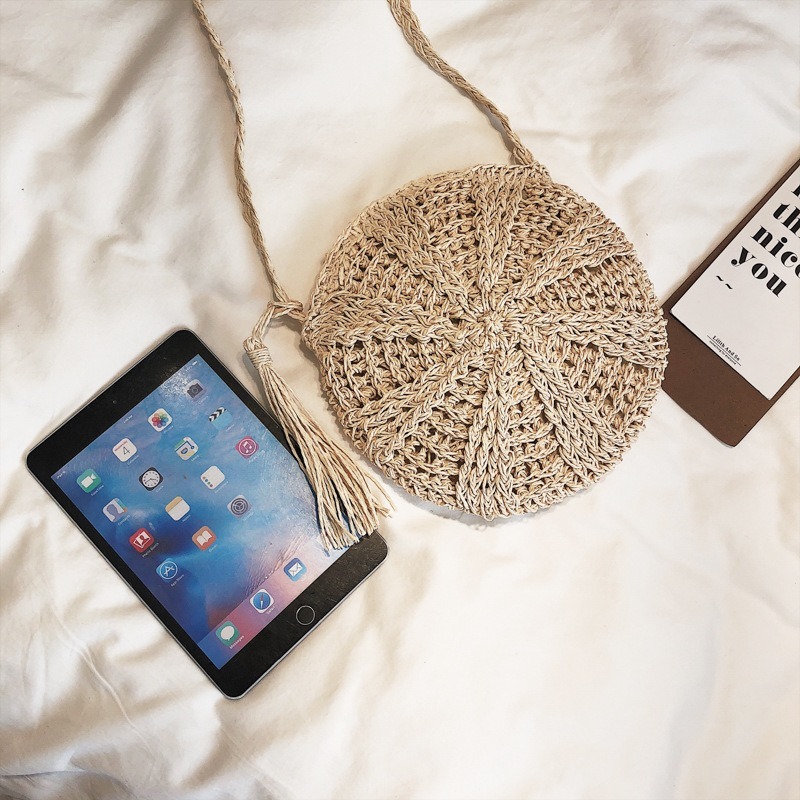 Women Cross Body Bag Round Circular Rattan Wicker Straw Woven Beach Basket Shoulder Bag