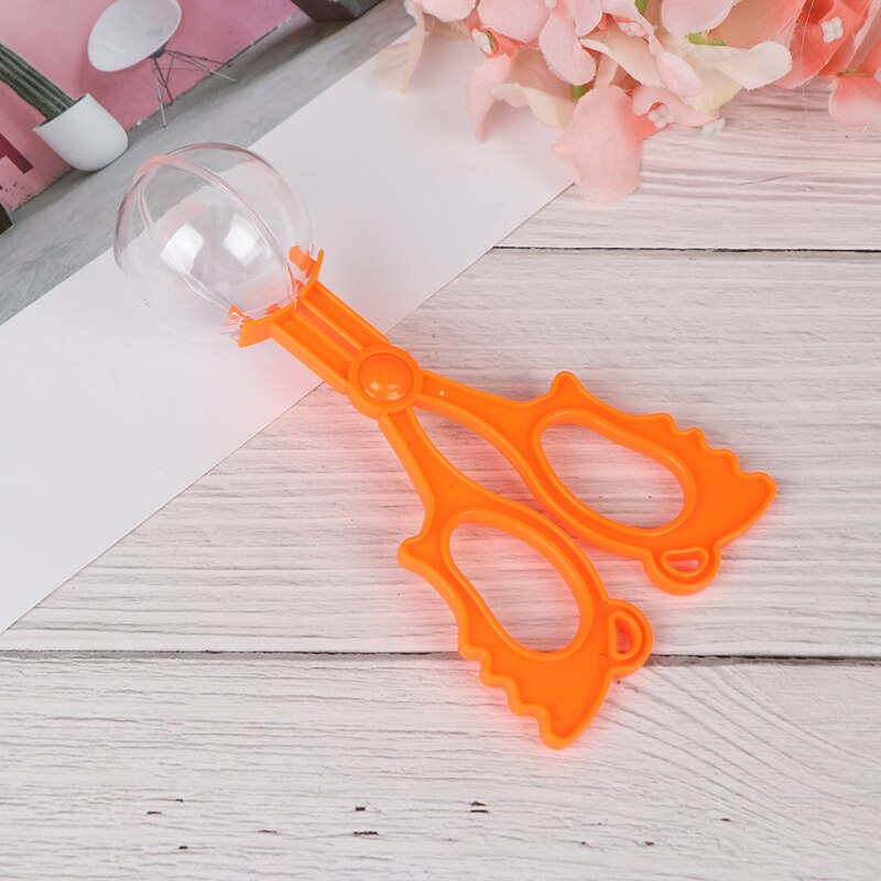 1 Pieza de plástico Bug Insect Catcher tijeras pinzas para niños herramienta práctica de oficina escolar: Naranja