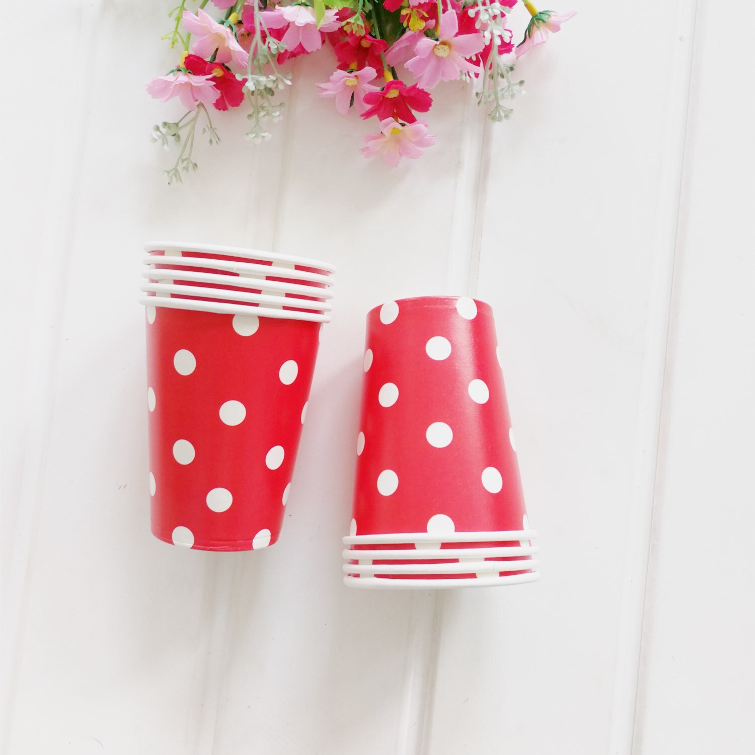 12pcs party polka dot paper cup disposable party paper cup wedding children birthday party supplies cold drink cup: Red