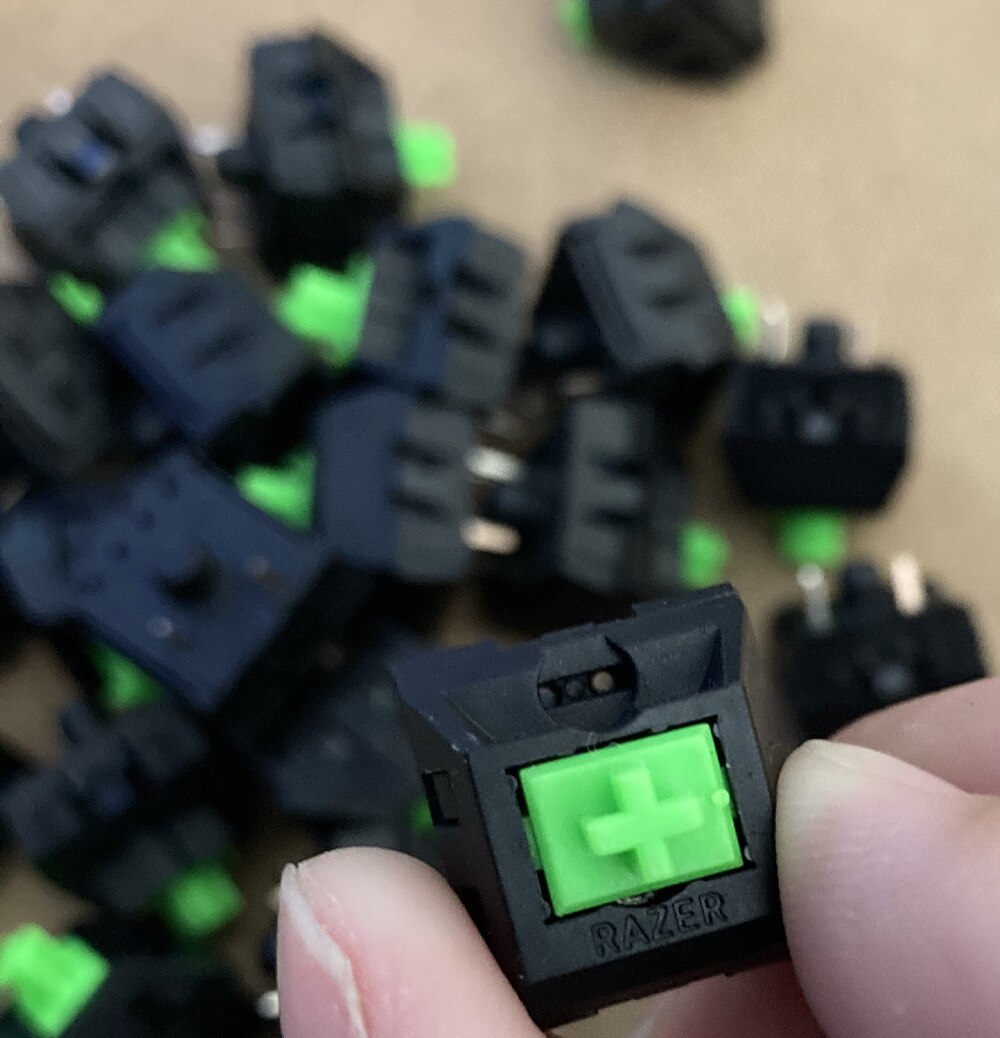 RGB Magic Axis MX Axis 4pcs Green switches for Razer blackwidow Chroma Gaming Mechanical Keyboard and others with led switch