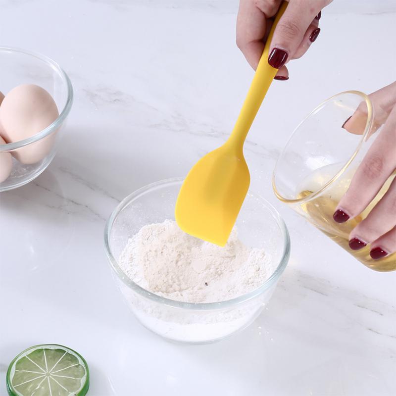 Soft Baking Spatula Multiple Color Silicone Baking Spatula Heat-Resistant Non-stick Cooking Kitchen Utensils Cake Brush Tools