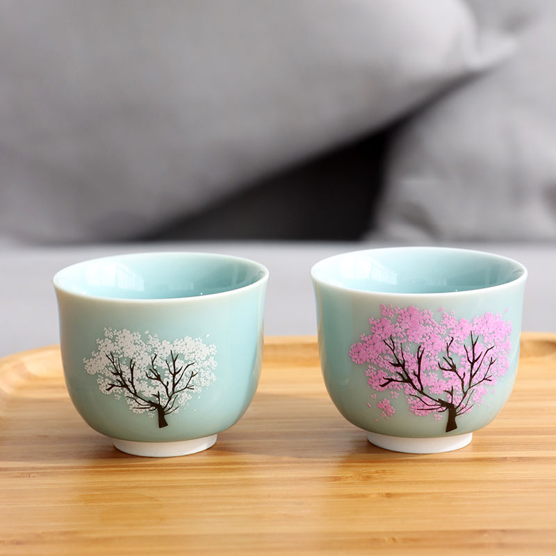 Tasse magique japonaise Sakura, tasse à thé en céramique Kung Fu, changement de couleur, température froide, spécial pour amis