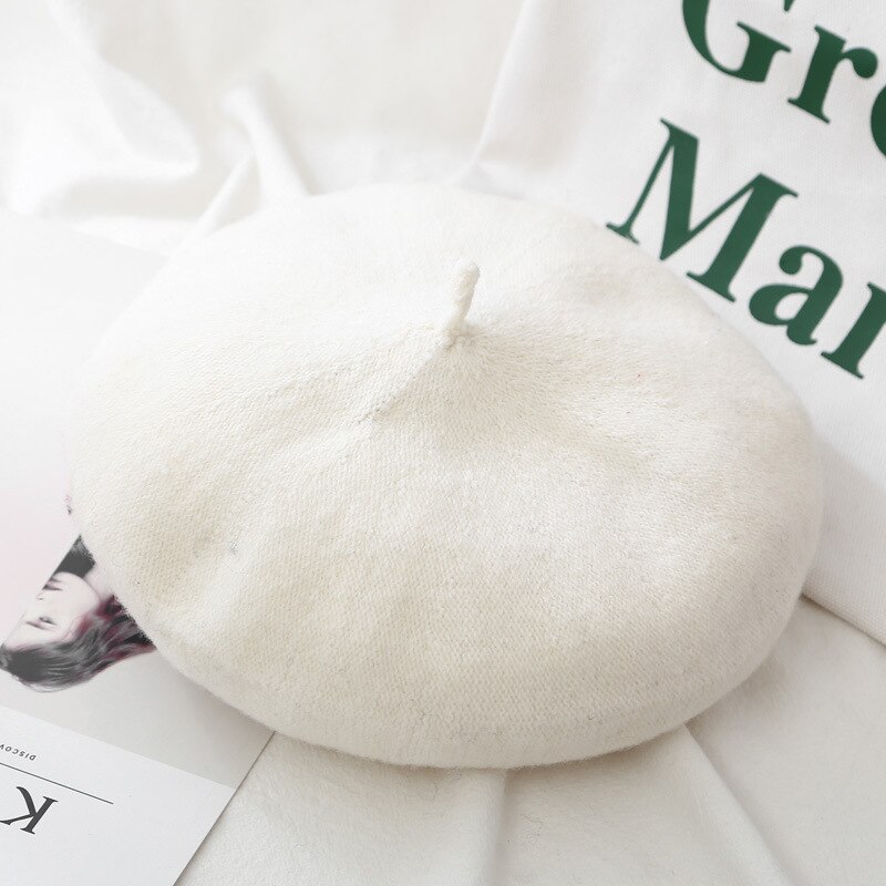 Wool Women Winter berets Luxury pearl rivet Vintage Cashmere Female Warm Vogue beret Hats Girls Flat cap beret for women: White Wool Beret