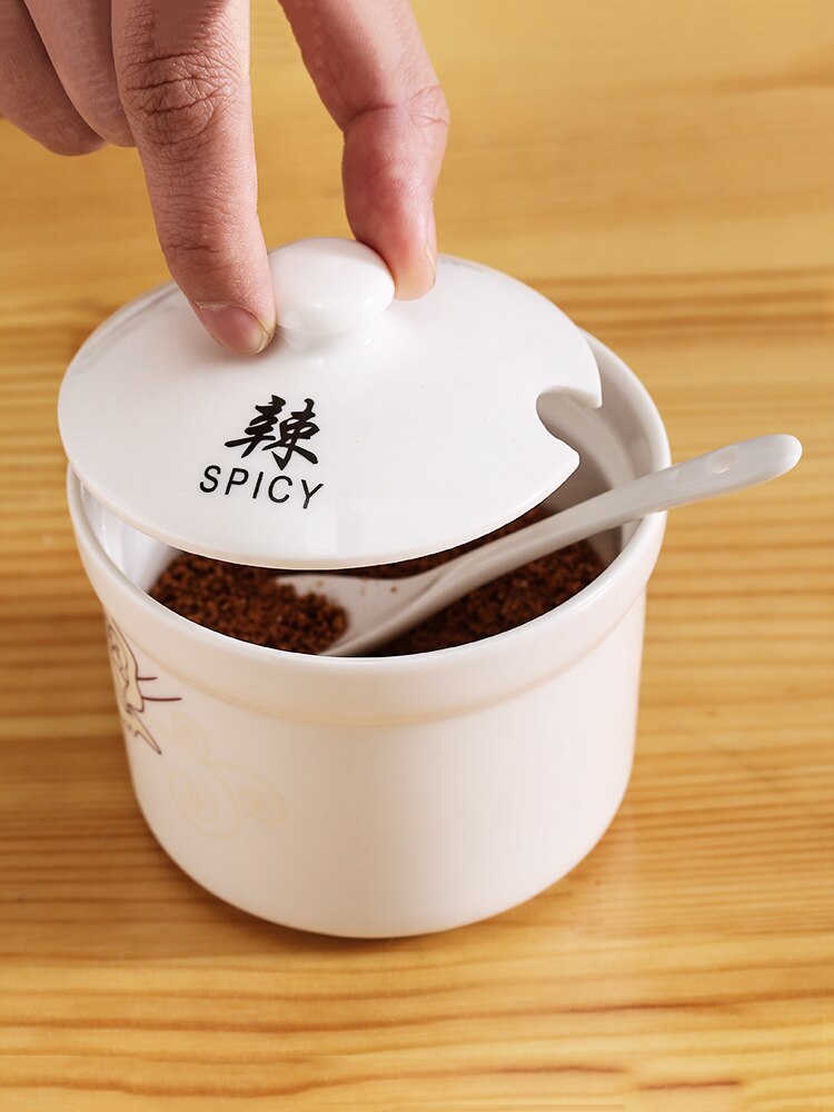 European-style White Porcelain Seasoning Jar Kitchen Utensils Sugar Salt Pepper Jar Storage Bottle Spice Box Ceramic Container