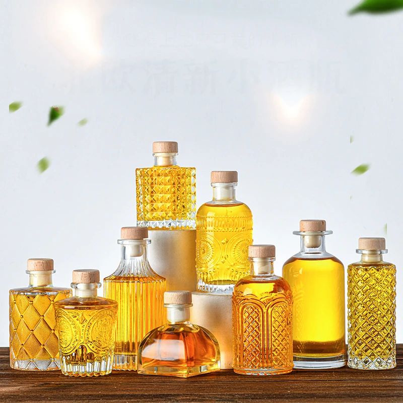 Carino di piccole dimensioni tutto'aperto senza piombo bottiglia di vetro di vino barware Whisky decantatore liquore decantatore