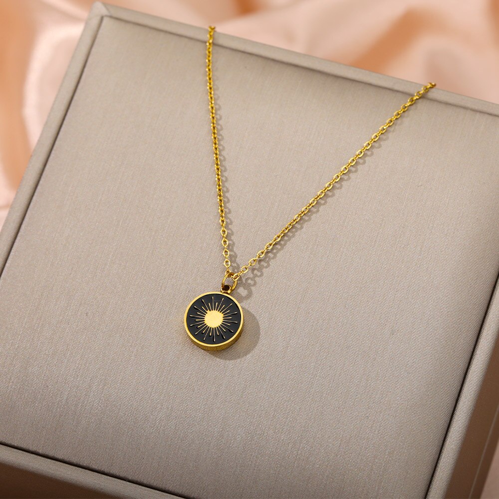 Round Sun Necklaces For Women Stainless Steel Gold Sun Chain Choker Wish Magic Christmas Jewerly Friendship