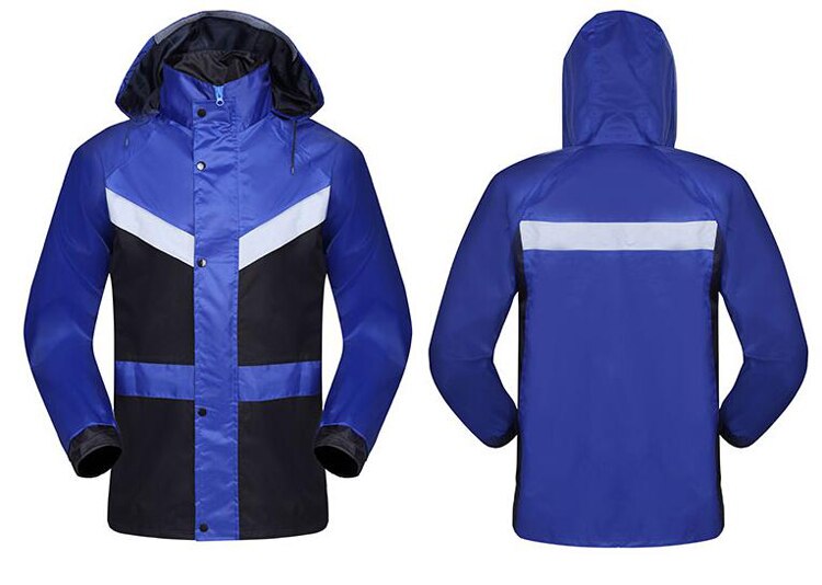 mannen rode regen dragen waterdichte jas met broek reflecterende regen pak