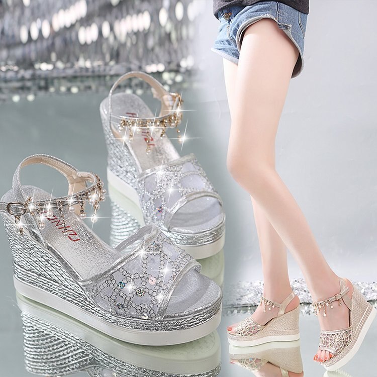 Women's Summer Wear Women's Slope and Women's Shoes Water Drill Flat Sandals