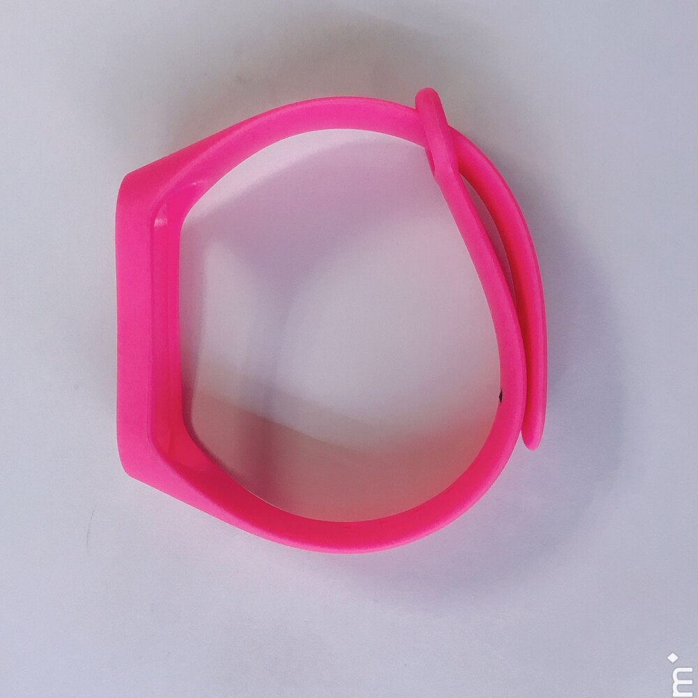 Lot De 5 Montres D'occasion - Inclut Guess (quartz), Marianne, Solaire, Sport Avec Podomètre Et Numérique