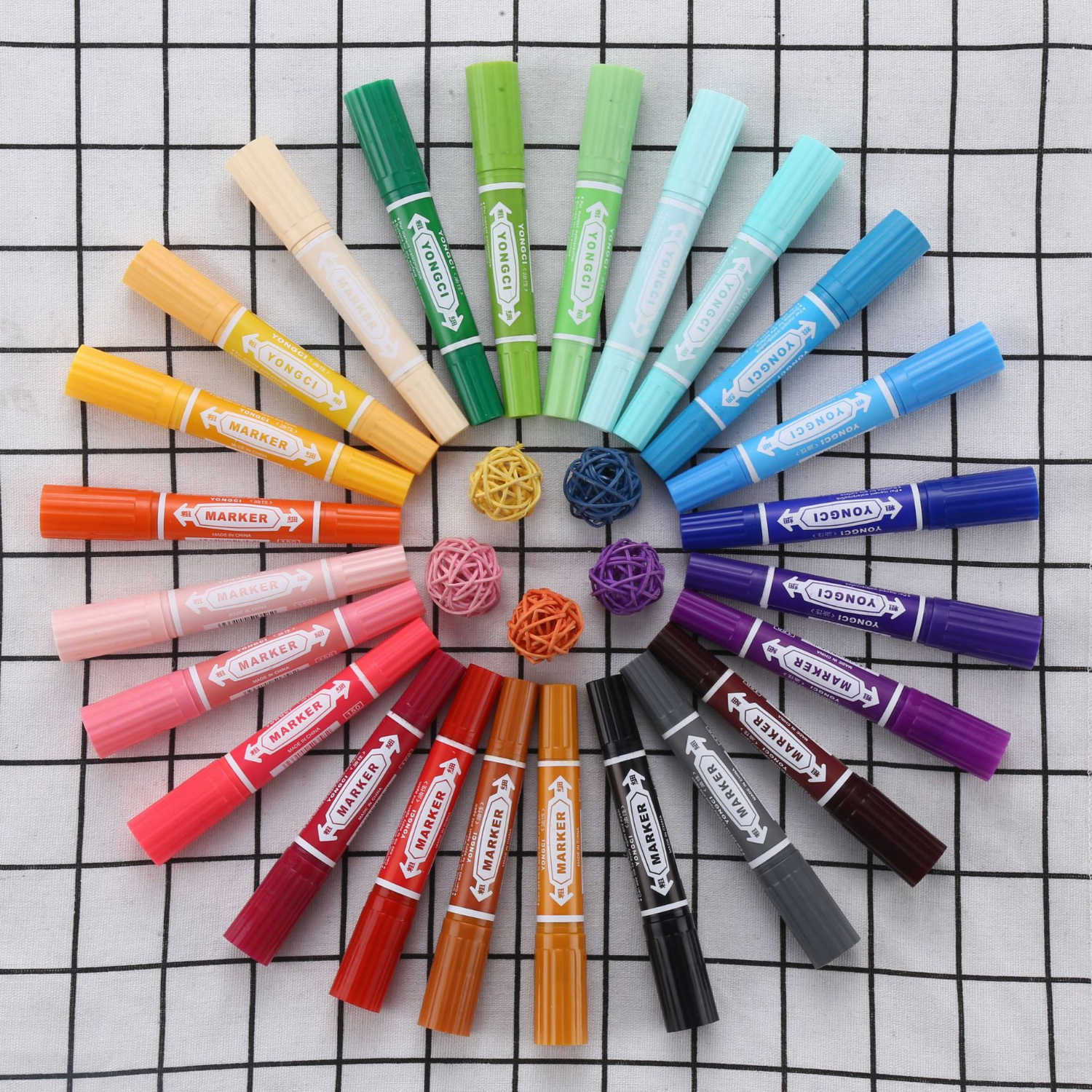 8/12/24/36 Kleuren Art Markers Set Dual Headed Kunstenaar Schets Vette Alcohol Gebaseerd Markers Tekening Voor Animatie marker Pen Marker