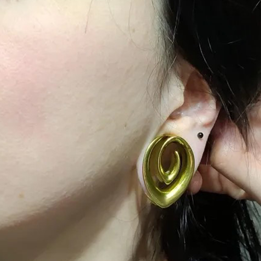 Twolobes, 2 uds., tapones de sillín simples en espiral, perchas, túneles, medidores para lóbulo estirado, Piercing en la oreja, joyería corporal para mujer, dilataciones