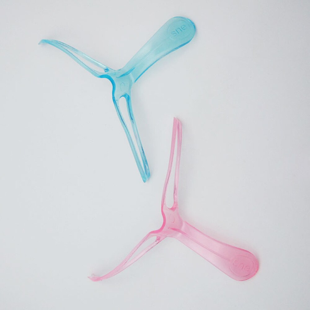 Modèle de pochoir réutilisable façonnage d'artefact muguet aide à maquillage outils de beauté (couleur aléatoire)