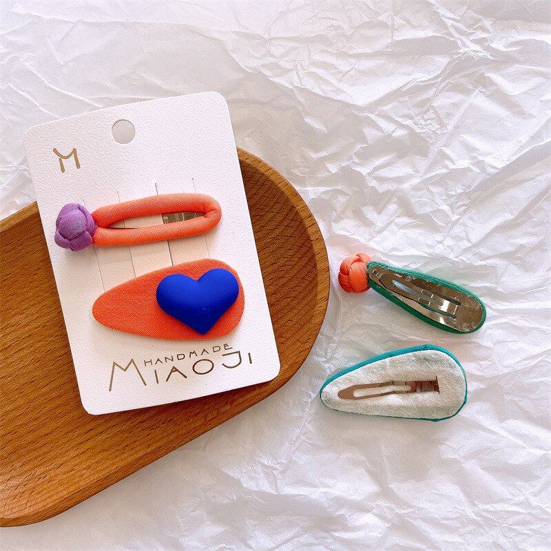 Neue 2 Stck freundlicher Süssigkeit Farbe Haarnadeln Babys Headwear Knoten Herz Haar Clips für Baby Mädchen freundlicher Barrettes Haar Zubehör