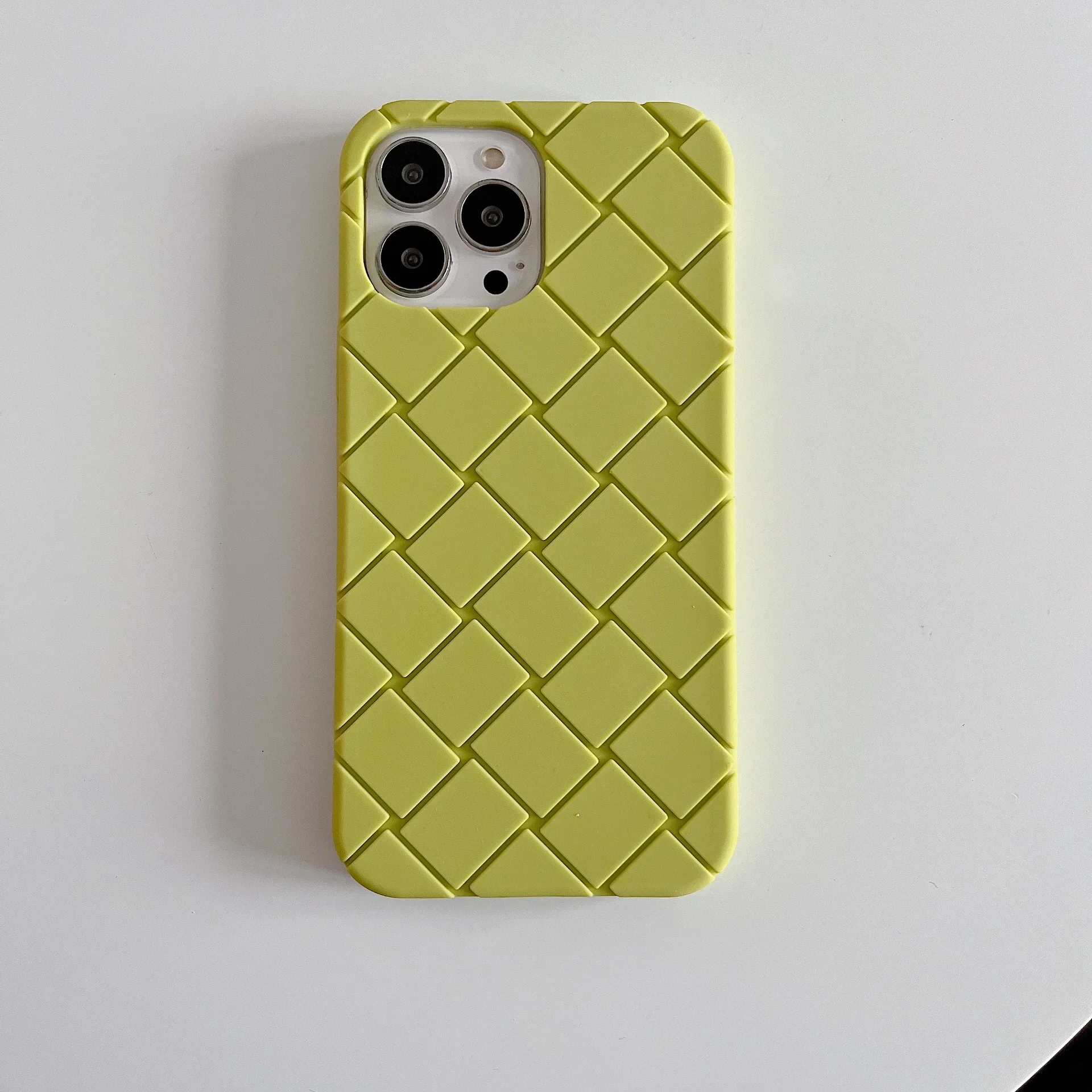 Luxe Geweven Patroon Tpu Telefoon Case voor iPhone 15 14 13 12 11 Pro Max Zachte Siliconen Rubber Achterkant voor iPhone 15 14 Vrouwelijke: Polyester / YELLOW