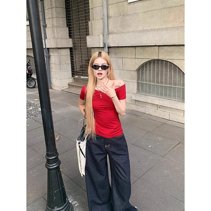 Slanted Collar Off Shoulder Short Sleeved T-shirt for Women Summer Slim Fit Spice Girl Streetwear Chic Y2k Top: M / Red