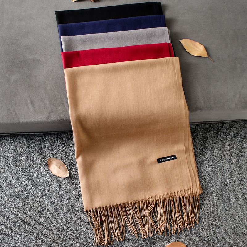 Weiche Kaschmir Schals Frauen Herbst Neue Feste Farbe wickelt Dünne Lange Schal mit Quaste lässig Dame Winter Weibliche Schal