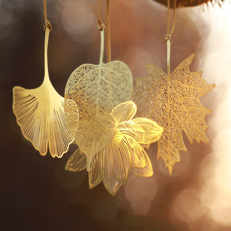 1 Uds. Marcapáginas de Metal Retro de papelería de estilo chino para estudiantes, hojas de arce huecas de Ginkgo Biloba, marcas de libros de venas de loto,