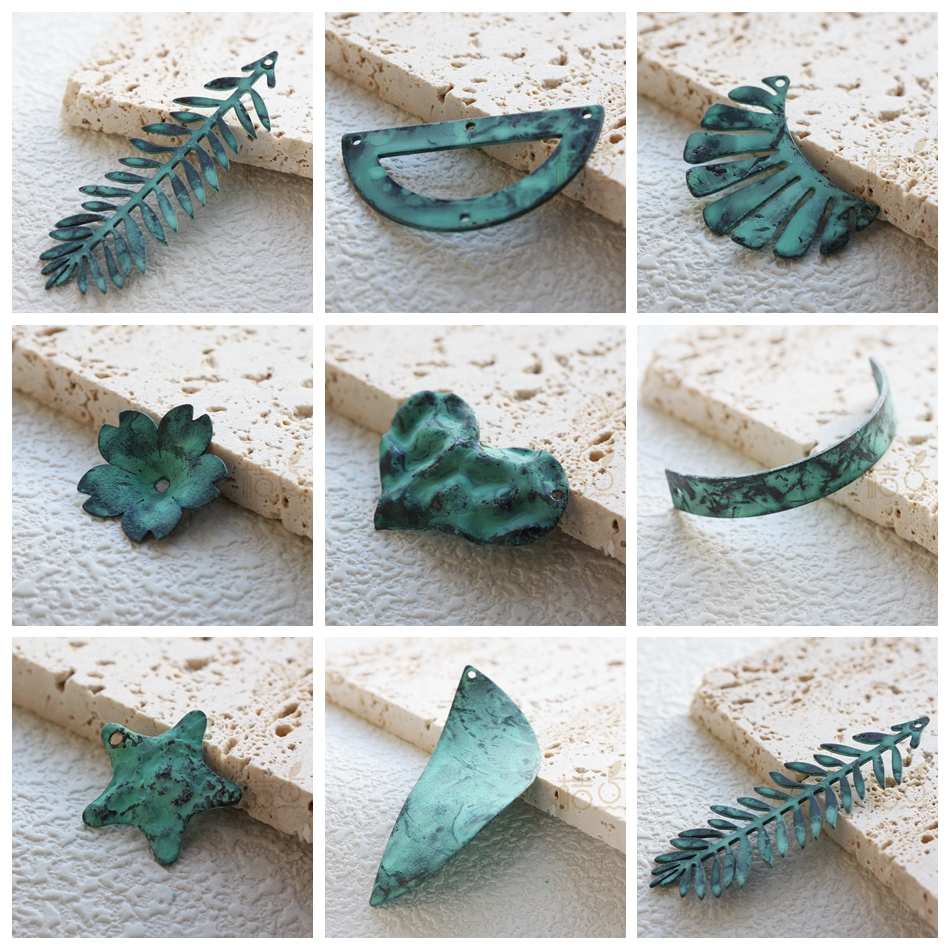 Een Stuk Handgemaakte Groene Patina Charme-Varieert Vormen En Grootte (Pta-C)