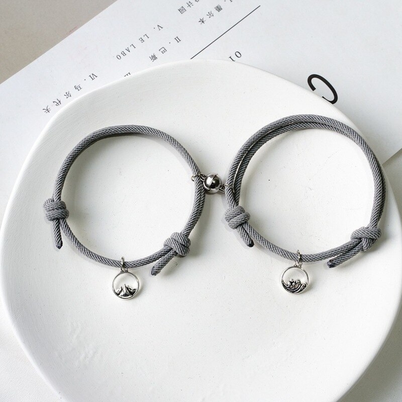 Bracelet magnétique de Couple pour hommes et femmes, 2 pièces, s'attirent les uns les autres, personnalité créative, breloque, bijoux, d'amoureux