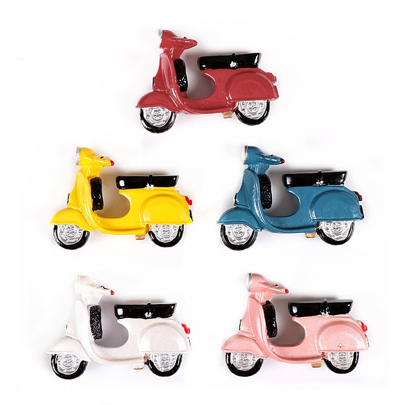 3d motorfiets koelkast magneet creatieve cartoon modellering vervoer voertuig batterij auto magnetische decoratie kinderen