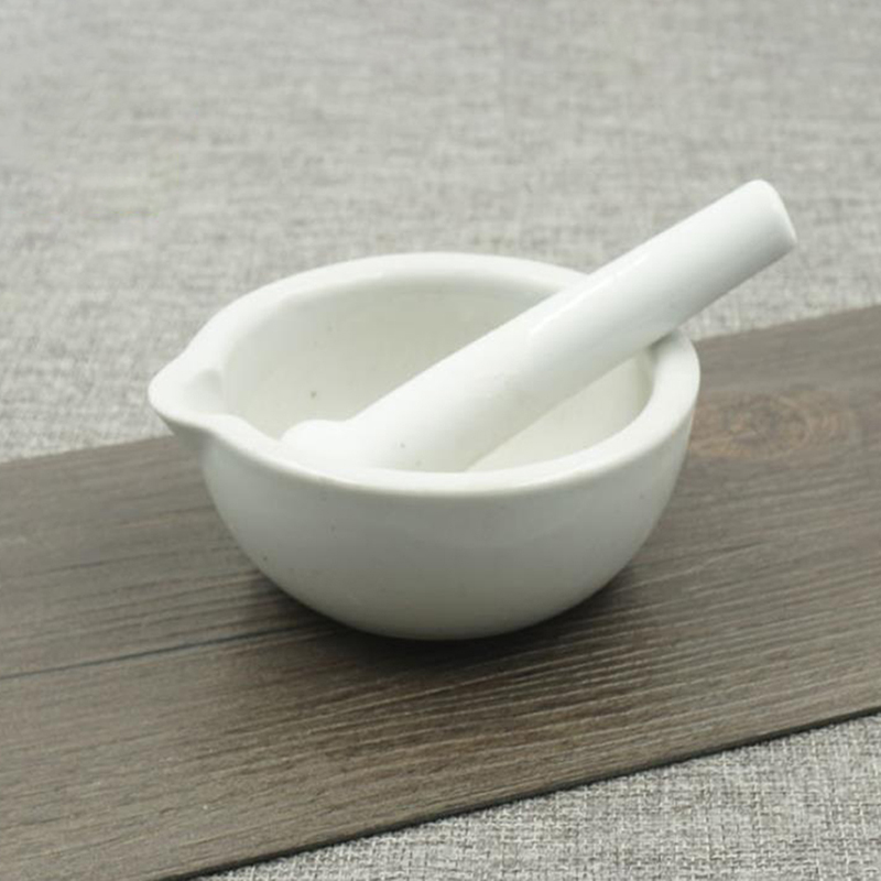 White Simple Style Burnishing Machine Portable Porcelain Carrot Ginger Grinding Household Grinder: Green