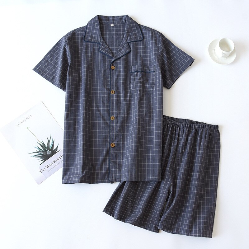 Novedad de verano, pijamas de dos piezas para parejas, pantalones cortos a cuadros de manga corta para hombres, 100% de gasa de algodón, conjunto sencillo de servicio doméstico para mujeres, ropa de dormir: XL / Castaño