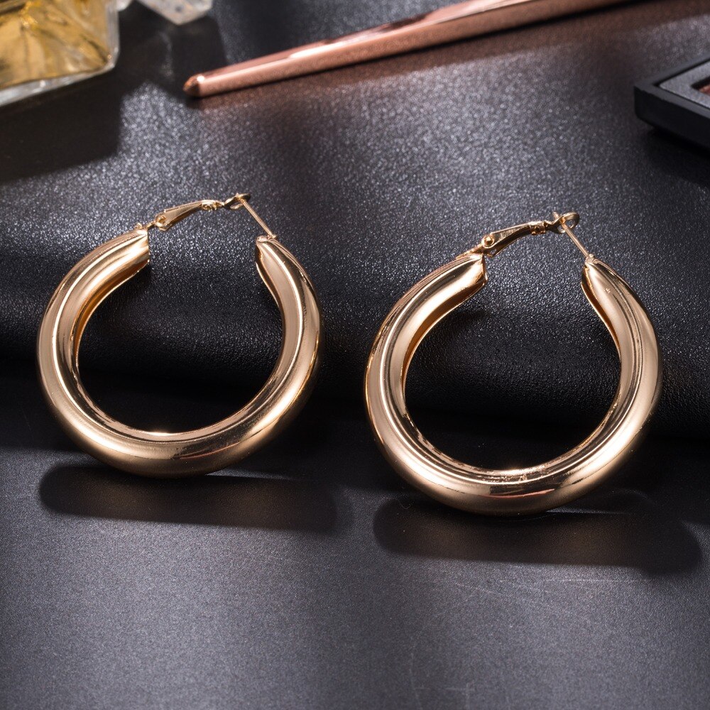 IPARAM-pendientes de aro de círculo dorado para mujer, aretes de aro Punk Retro, grandes y redondos, ,