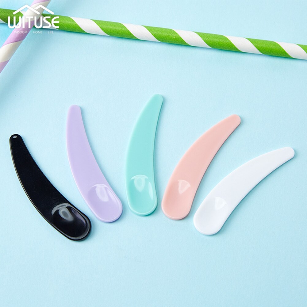 Neue 10/20/50 teile/satz Mini Kosmetik Spatel Scoop Einweg Maske Weiß Rosa Lila Schwarz Kunststoff Löffel machen-hoch maquillage Werkzeuge