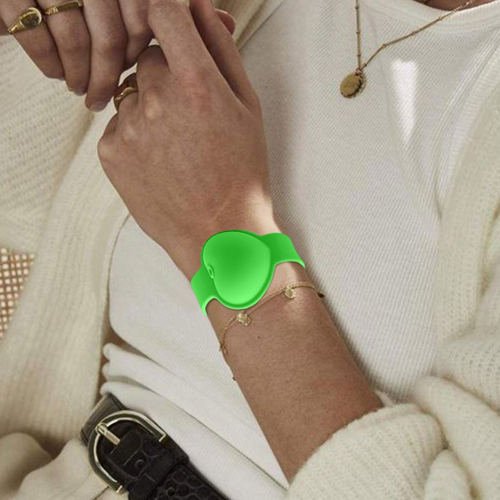 Adult Kid Wash Hand Gel No Rinse Hand Sanitizer Dispensing Portable Bracelet Wristband Hand Dispenser Quick Drying Disinfectant: B