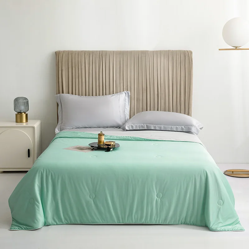 Manta de refrigeración para cama, edredón de aire acondicionado sedoso, ligero, frío de doble cara, tela de refrigeración, Verano: Twin / Verde militar