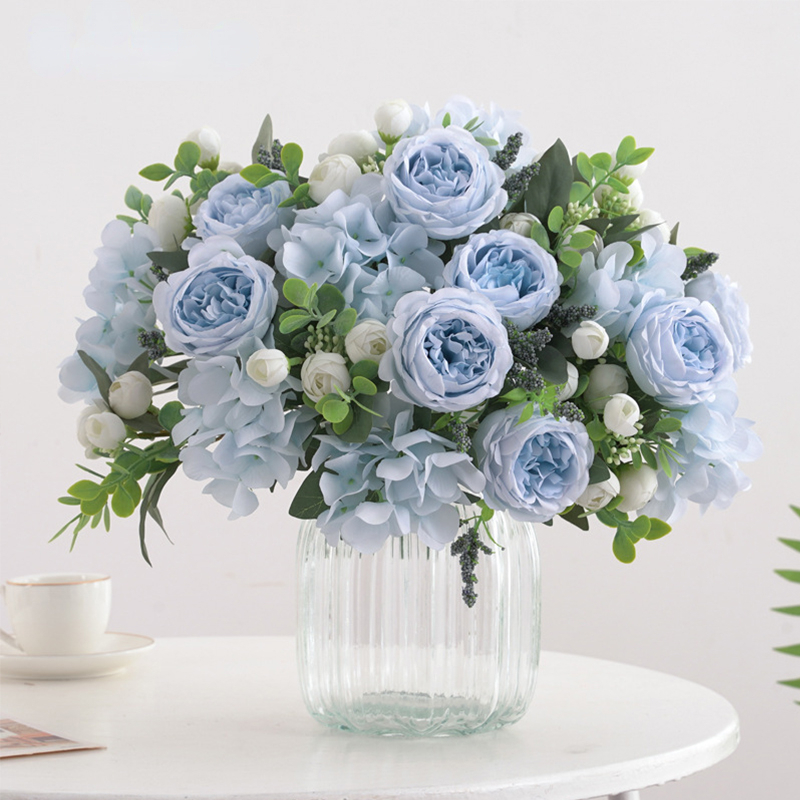 Blaue Seidensträuße, künstlicher Wald, Hortensie, Pfingstrosenknospe, Hochzeit, Braut, Handstrauß, Hausgarten, Schreibtisch, Blumenarrangement, Dekor