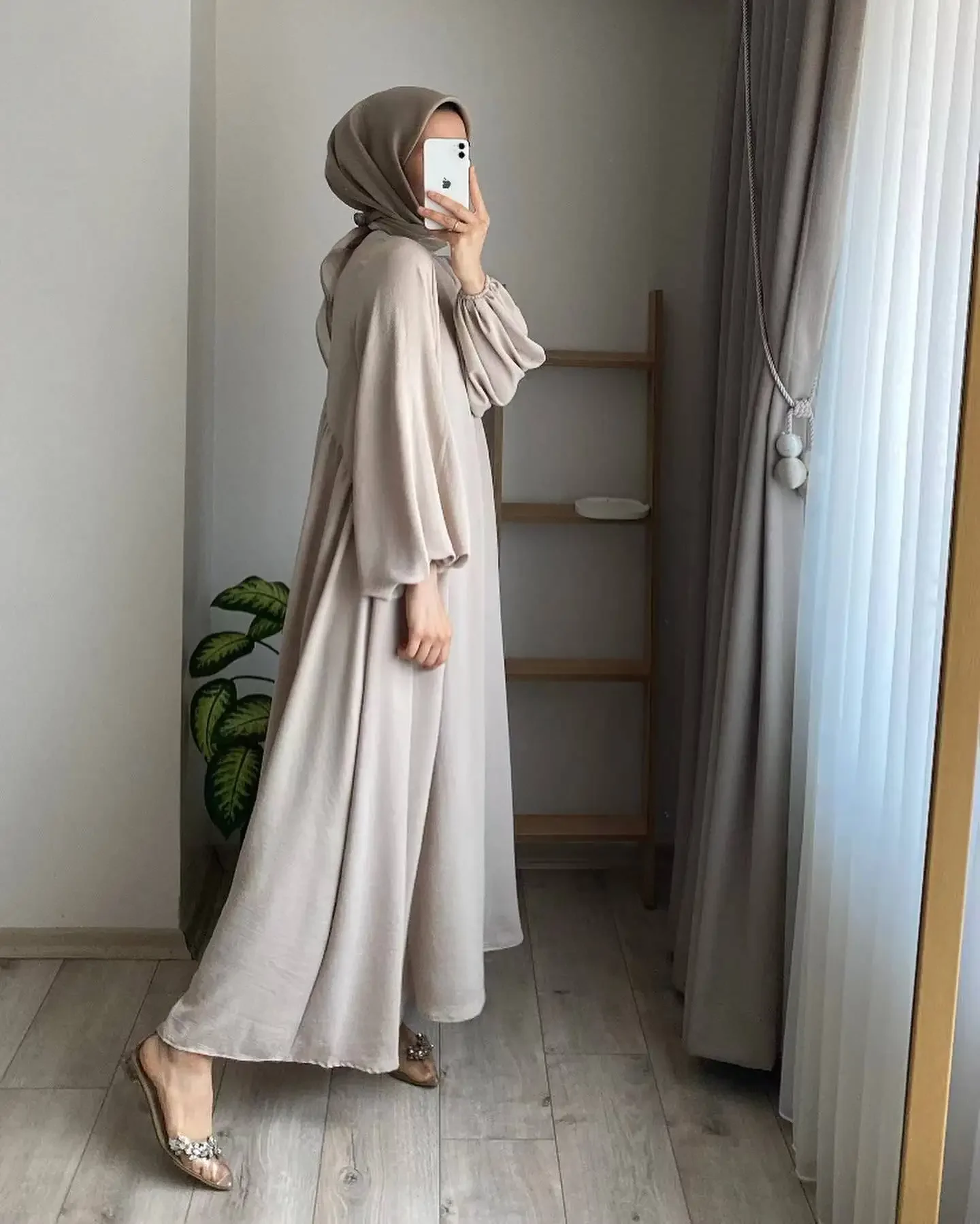 Ramadan saudiarabisk lang kåbe marokko dubai abayas til kvinder beskedne maxikjoler jalabiya kaftan islam eid muslimske vestidos: L / Fløde