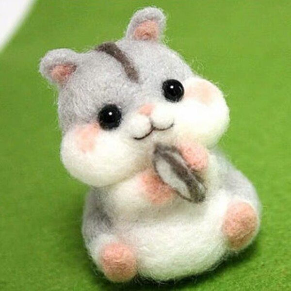 DIY Wool Felt Needle Felting Kit Raw Material for Adult Cartoon Animal Wool Felt DIY Raw Material Cartoon Animal for Adult XHC88: Hamster