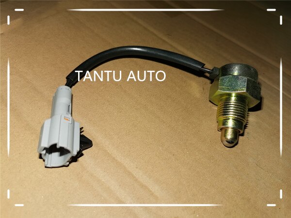 Reversing lighting switch 038M-1701061 for Great wall 2.8TCI Back lamp switch