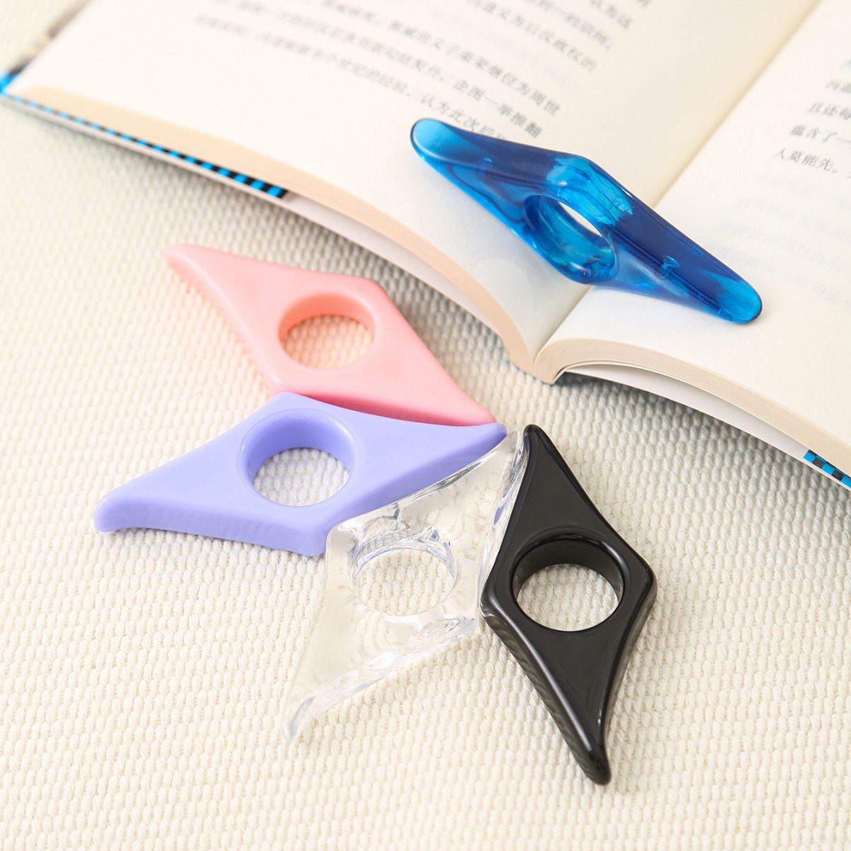 Acrylic Thumb Press Bookmarks for Reading Portable Thumb Book Support Book Expander School Supply Reading Aid Book Page Holder: green