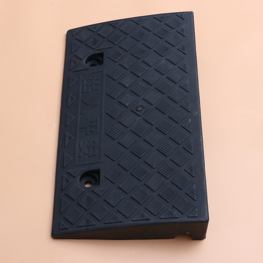 Hard Plastic Curb Ramps Portable Heavy Duty Threshold Ramp for Car Truck Scooter Bike Motorcycle 50x27x13cm