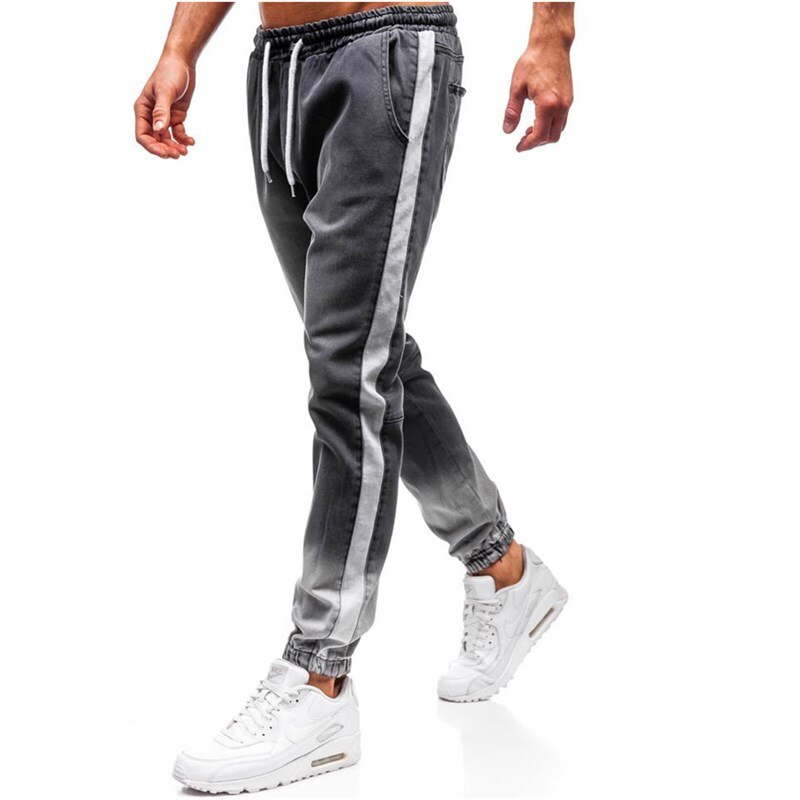 Män jeans trendiga män skinny jeans biker förstörd sliten passform jeans ripped jeans byxor sidan rand penna byxor casual jeans