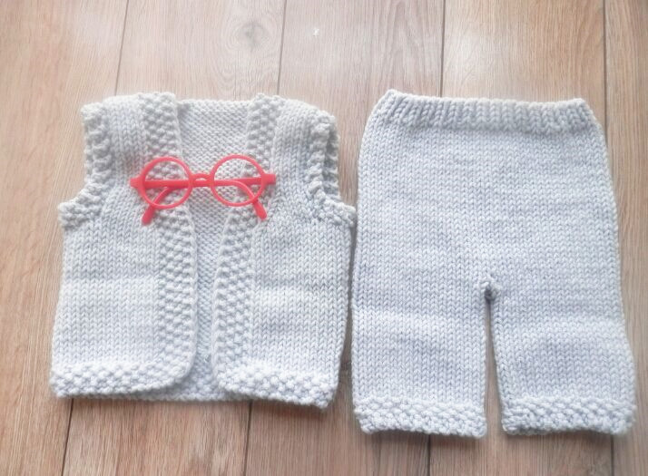 Frete grátis, feito à mão recém-nascido colete com calças conjuntos de bebê, cinza bebê kintting calças recém-nascido foto prop tamanho: 0-1m,3-4m