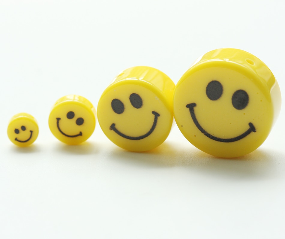 Yellow Resin Smile Face Spacer (4499C)