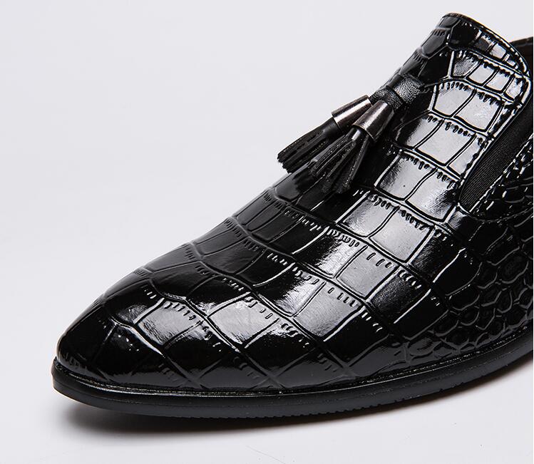 Men Dress Tassel Loafers Leather Business Suit Shoes Pointed Toe Formal Oxfords Man Wedding Shoe Moccasins For Men da051