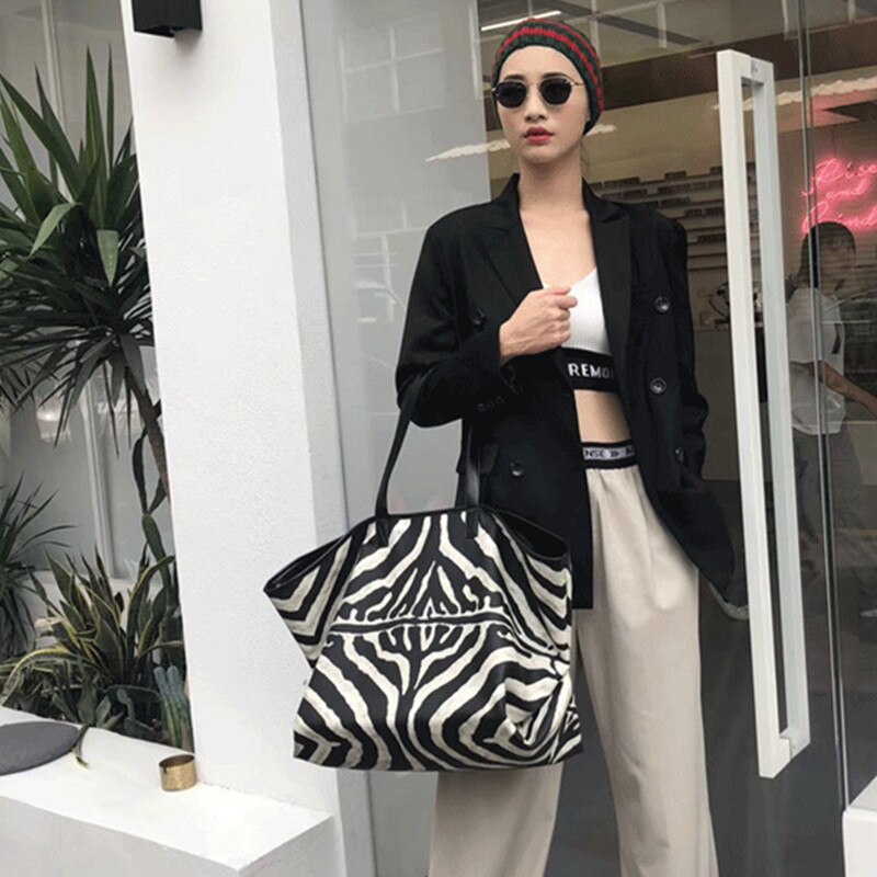 Bolsa listrada de ombro feminina, bolsa casual de mão com grande capacidade, estampada, zebra, nova, 2020