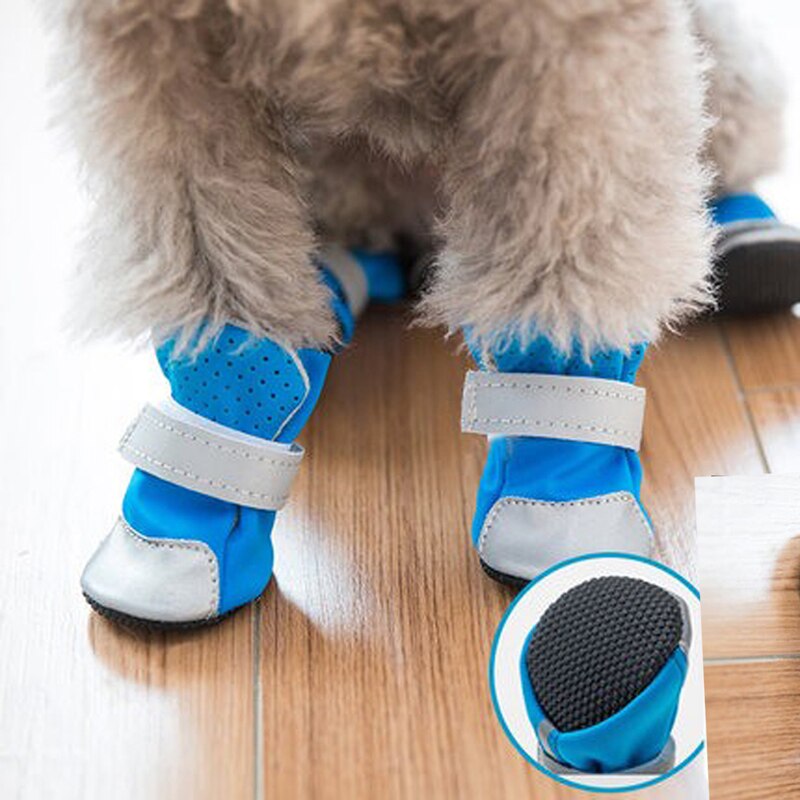 Chaussures réfléchissantes pour chiens et chats, bottes de protection des pattes pour animaux de compagnie, antidérapantes, respirantes et imperméables, 4 tailles