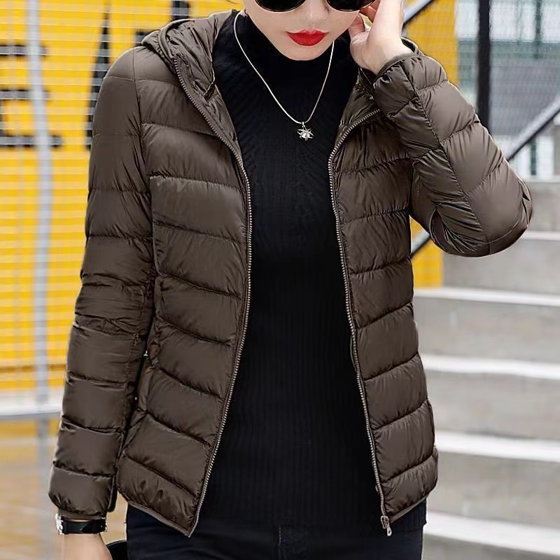 2024New Female Cold Jacket Women Winter Light White Duck Down Jacket Slim Puffer Jacket Portable Windproof Down Coat Top: L / Ivory