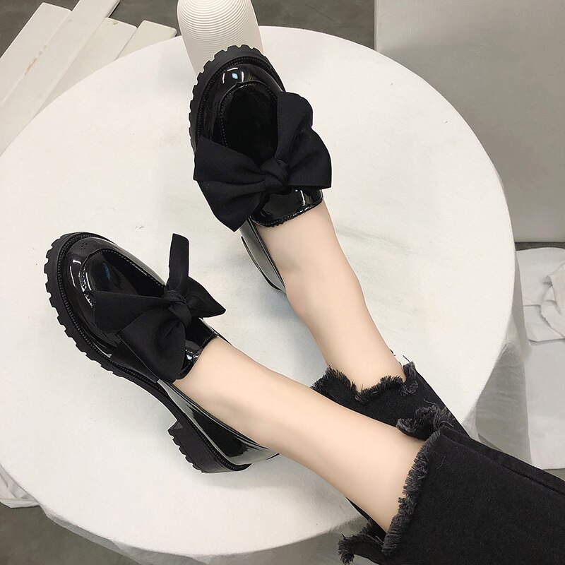 Plus Size Oxfords Vrouwen Schoenen Vrouwelijke Flats Boog Knoop Loafers Platform Slip Solid Zwarte Lakschoenen Vrouw Dames schoenen: Zwart / 6