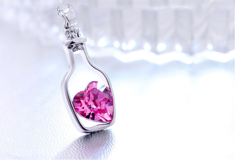 Ladies Popular Crystal Necklace Heart Love Chain Necklaces & Pendants For Women Love Drift Bottles Necklace 21