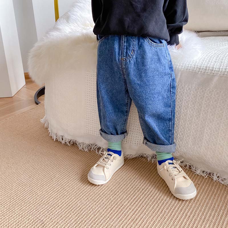 Calça jeans meninos e meninas das crianças 2020 nova queda versátil estrangeiros estilo reto calças desgaste do bebê casual wear moda 3-33 à venda