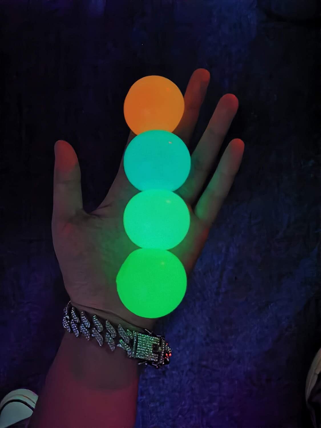 4PCS Stress Klebrigen Squash Bälle Reliever Spielzeug glow in the dark balls für Kinder игрушки Indoor Spiel leucht wirkung spielzeug