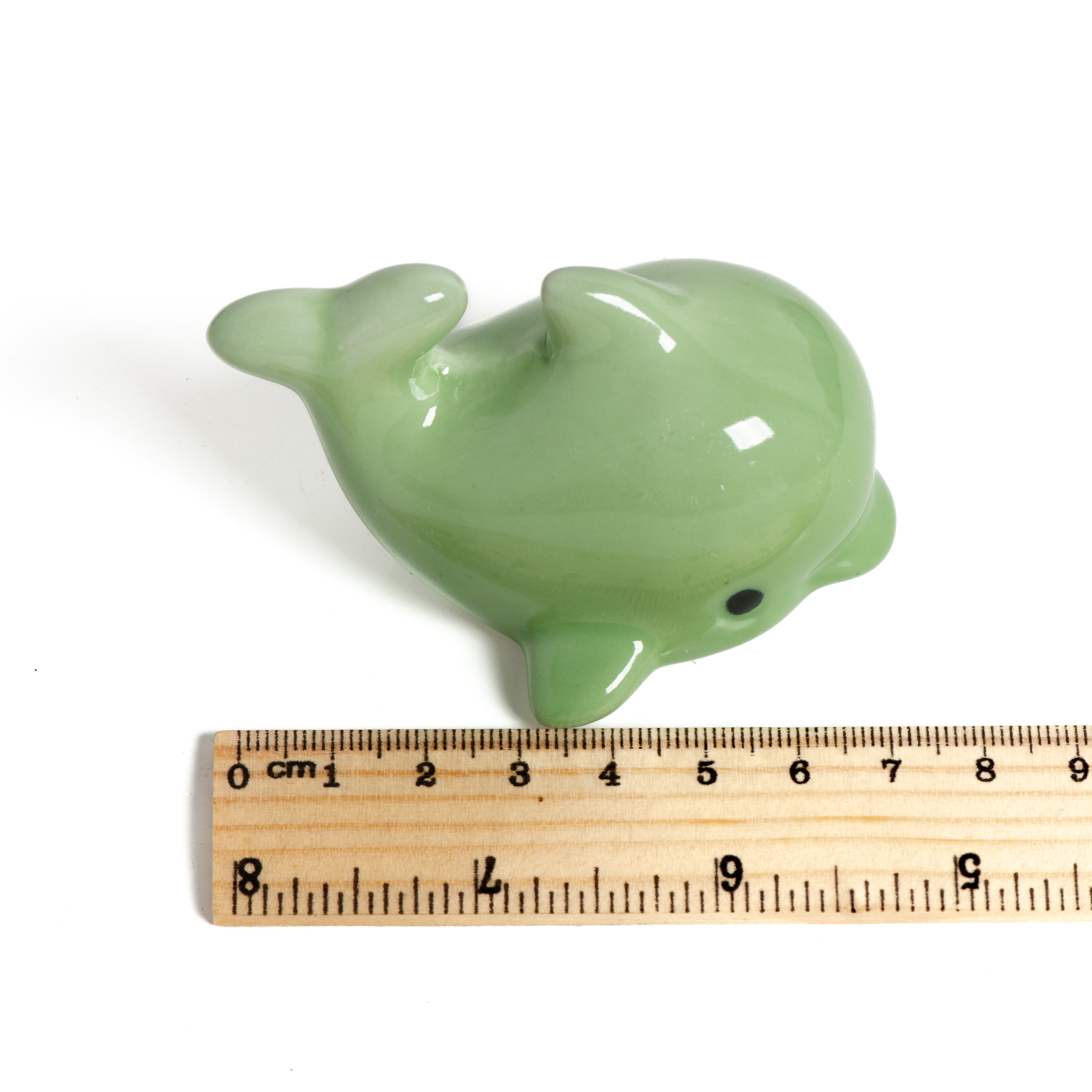 Figurine de dauphin en céramique faite à la main, ornement de bureau mignon, décoration de table pour la maison, le bureau et les idées S00140